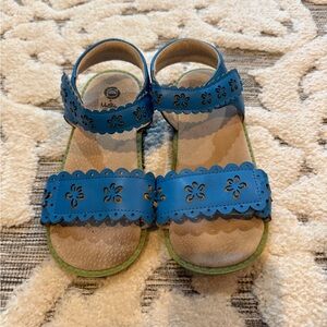 Livie & Luca Matilda Jane blue sandals size 2- big girls GUC
